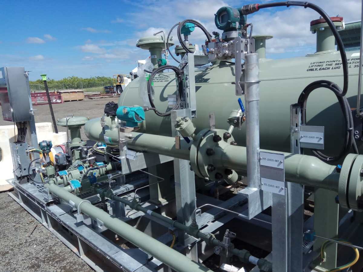 Oil separator construction